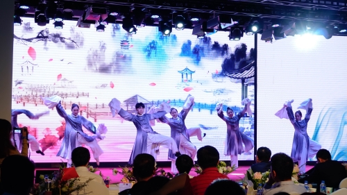 舞蹈《秋墨》